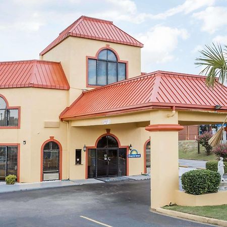 Days Inn By Wyndham Orangeburg Exterior foto